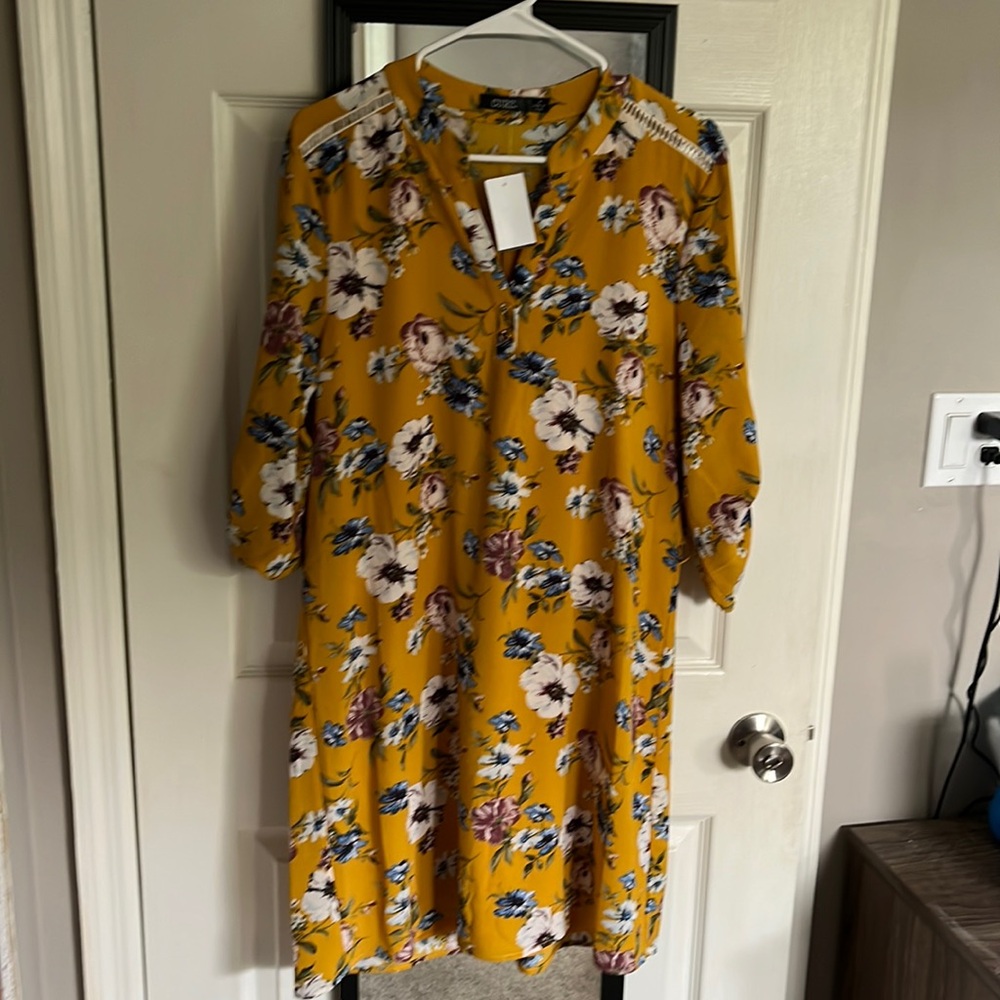 Yellow floral printed dress new with tags!